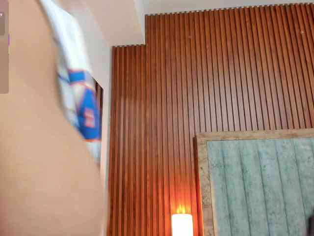Tiana-Moon webcam