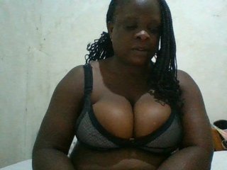 bigboobies2's Live Webcam