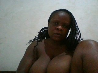 bigboobies2