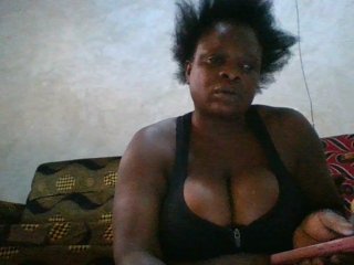 bigboobies2