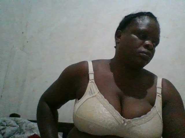 bigboobies2