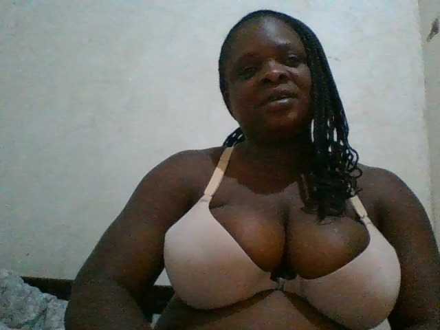 bigboobies2