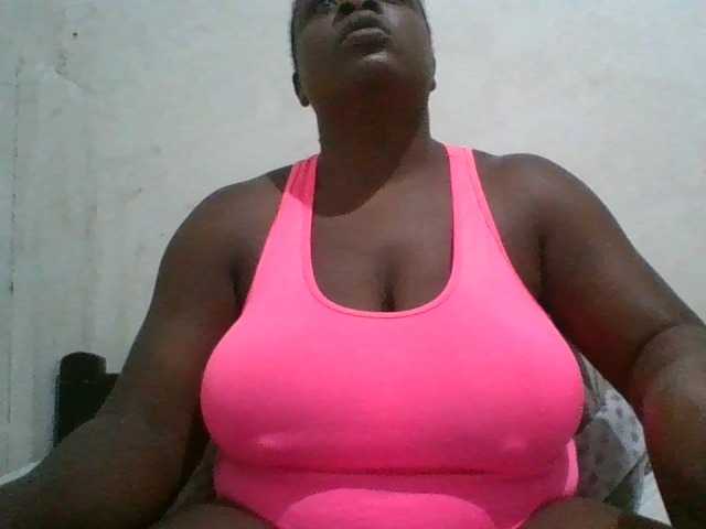 bigboobies2