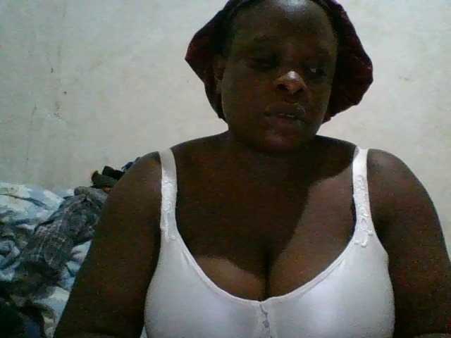 bigboobies2