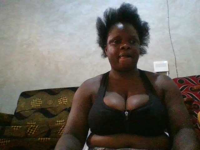 bigboobies2