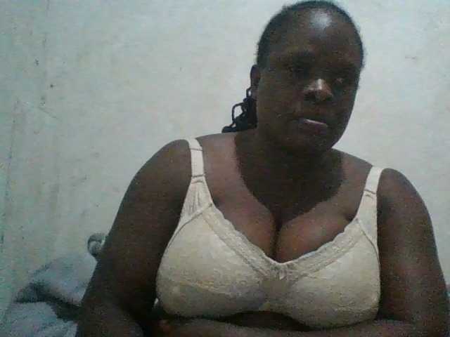 bigboobies2