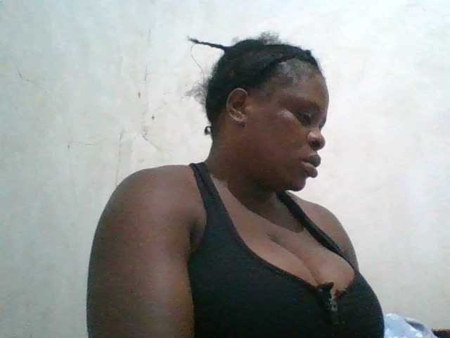 Bigboobies2 on Bongacams