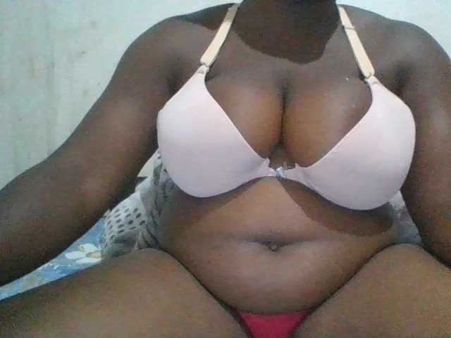bigboobies2
