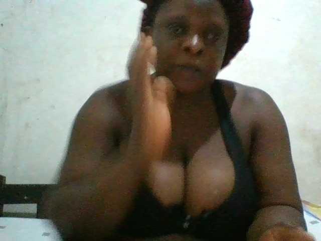 bigboobies2