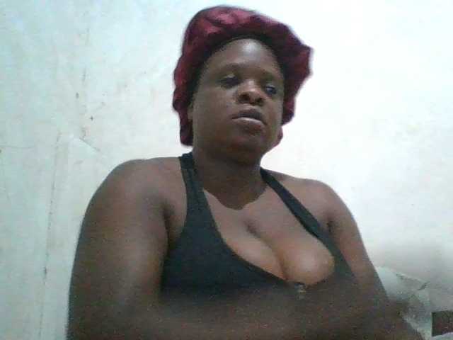 bigboobies2