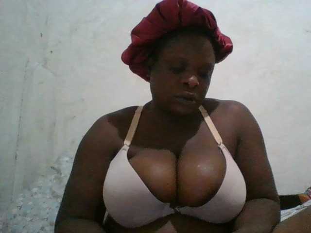 bigboobies2, live now on BongaCams