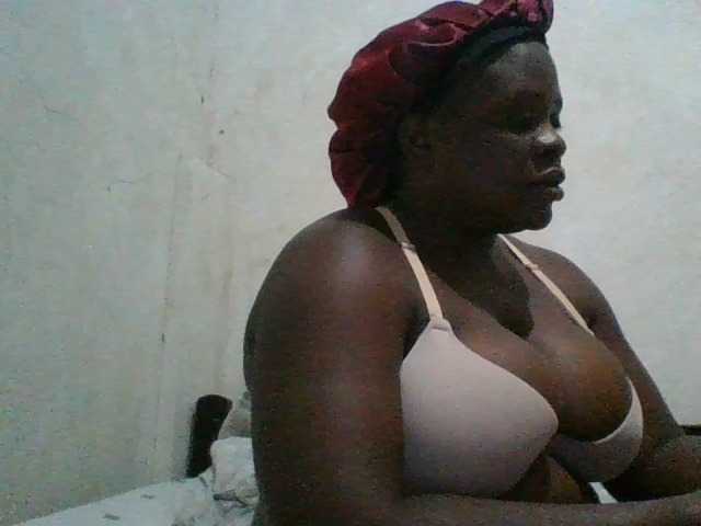bigboobies2