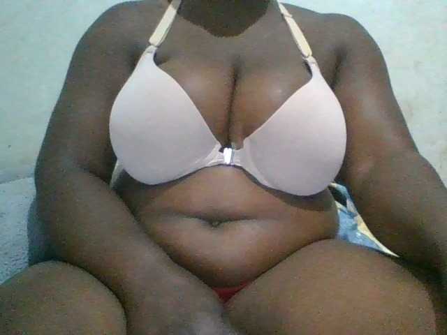 bigboobies2