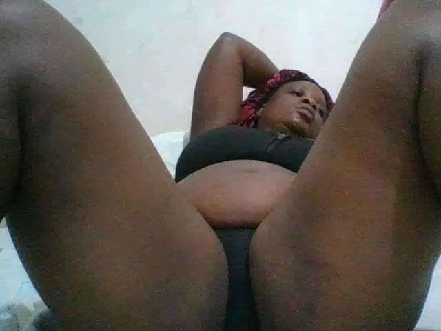 bigboobies2 live cam on BongaCams