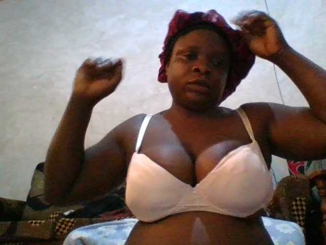 bigboobies2