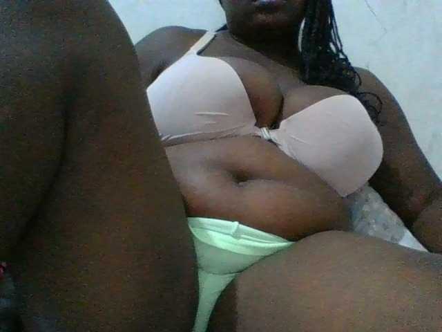 bigboobies2