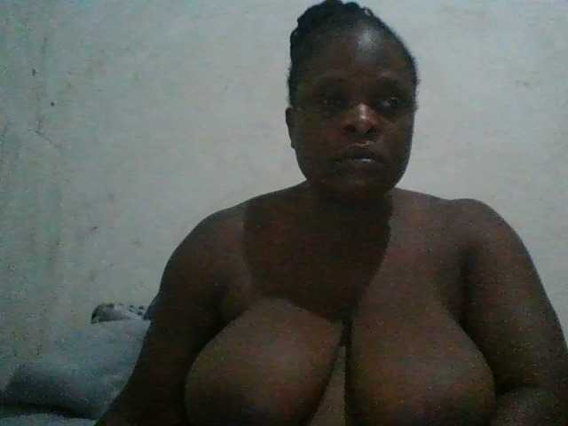 bigboobies2