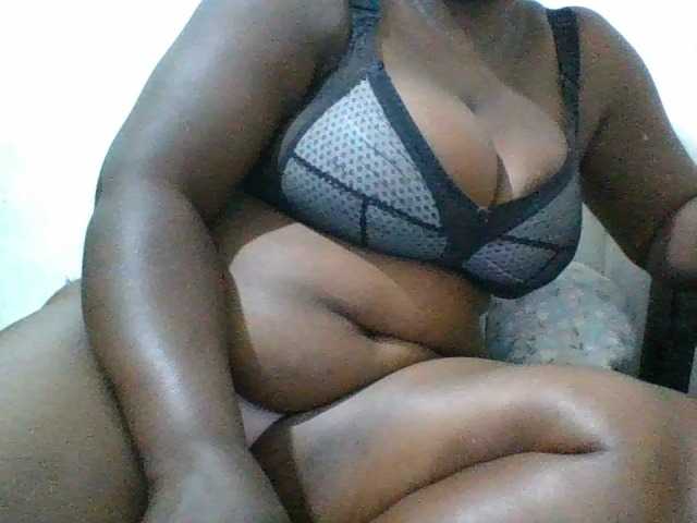 bigboobies2