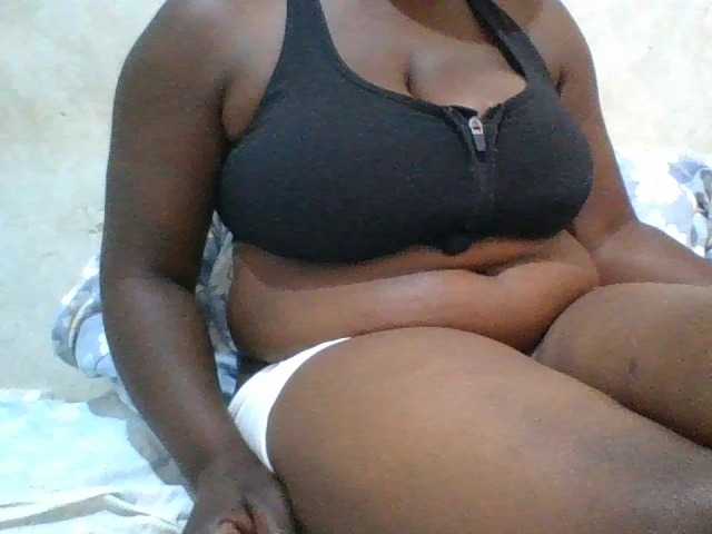 bigboobies2