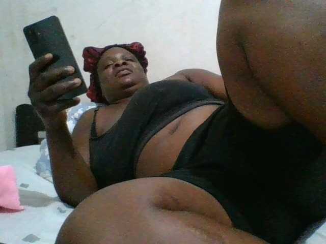 bigboobies2