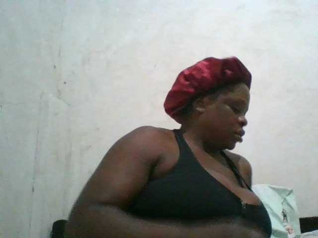 Bigboobies2 on Bongacams