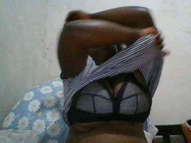 bigboobies2