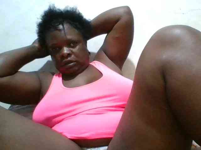 bigboobies2 webcam