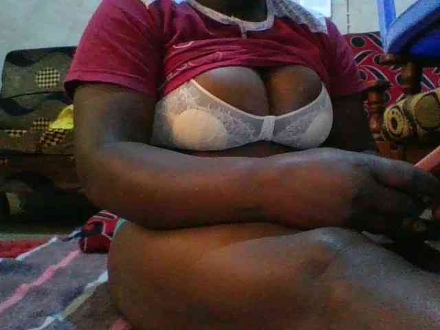 bigboobies2 bigboobies2