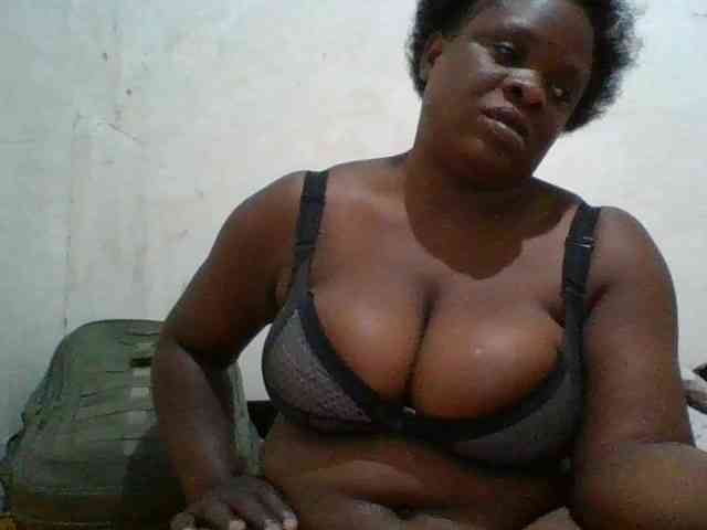 bigboobies2 webcam