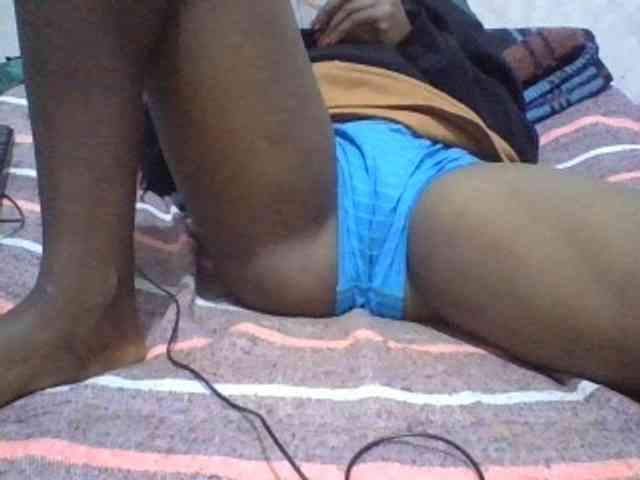 bigboobies2 webcam