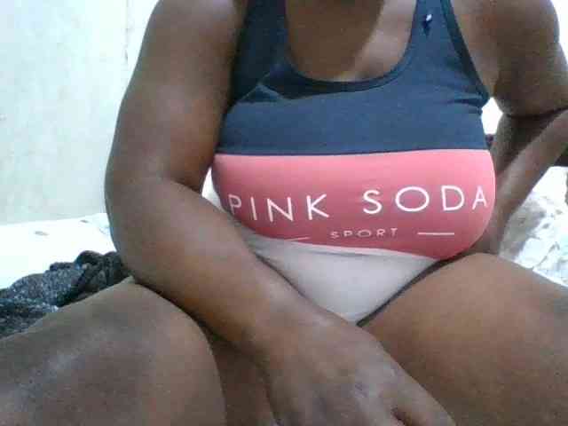 bigboobies2 webcam