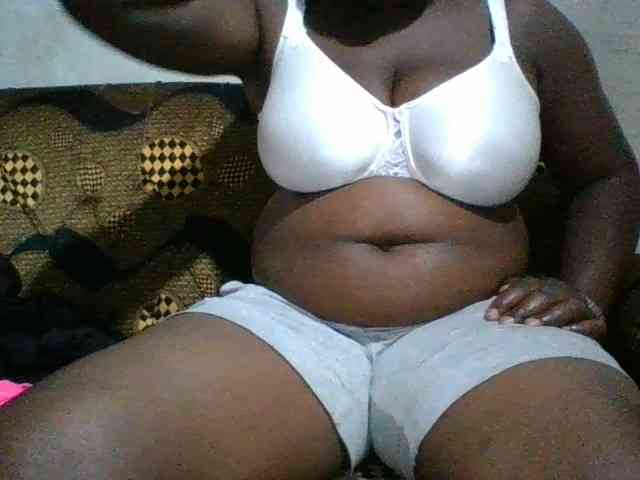 bigboobies2 webcam