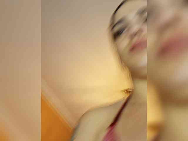 Tamiris webcam