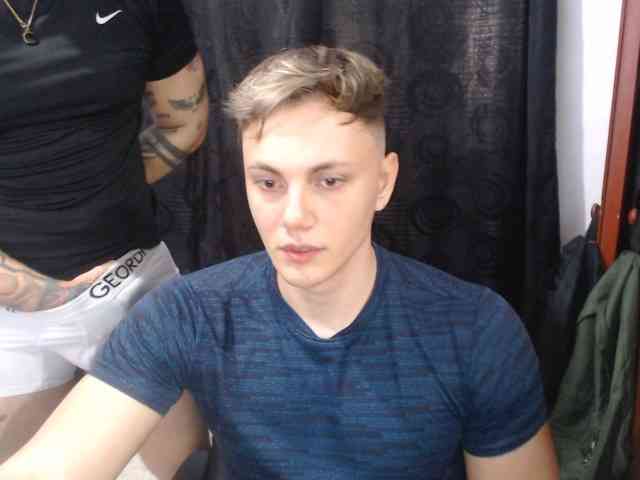 shamiryenrique Sex Cam Show