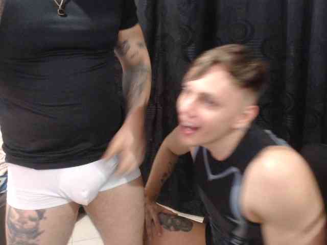 shamiryenrique Live Webcam on BongaCams