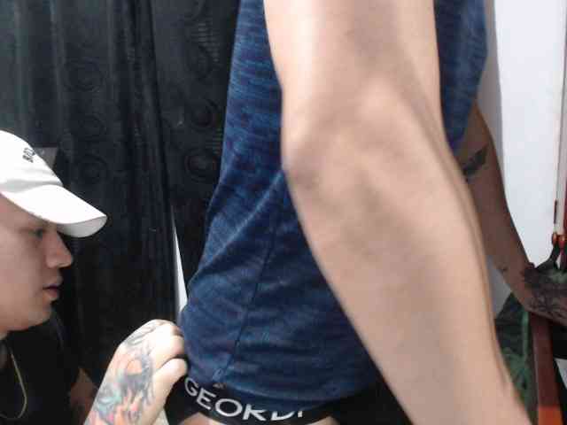 shamiryenrique Live Webcam on BongaCams