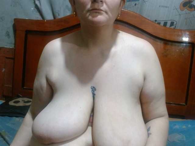 Coupleanal live cam on BongaCams