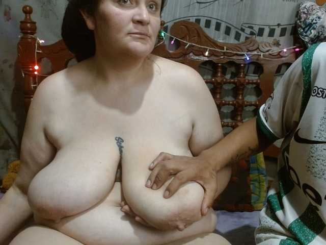 Coupleanal live cam on BongaCams