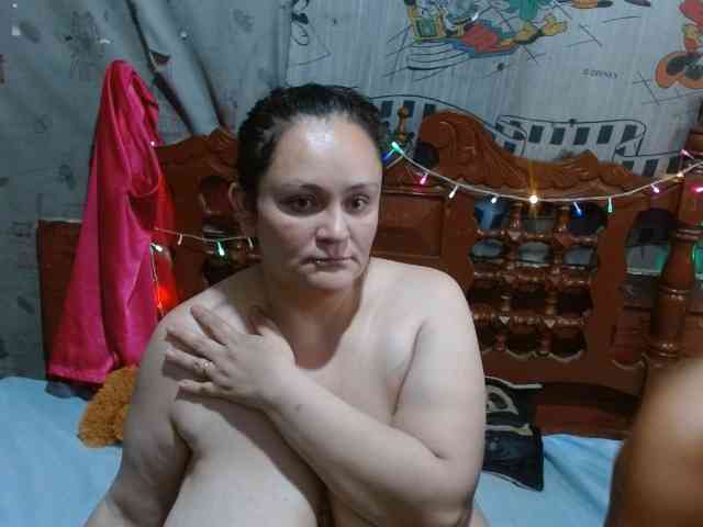 Coupleanal webcam