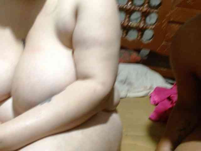 Coupleanal webcam