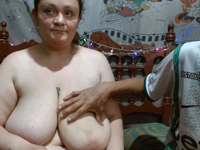 Coupleanal webcam