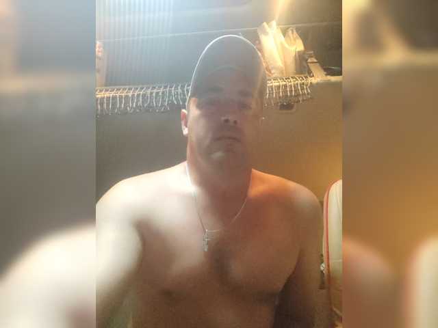 ALIAKSANDRVa, 34 y/o - Live Cam on BongaCams