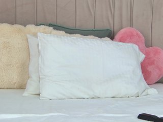 EmilyNovaa Porn Show