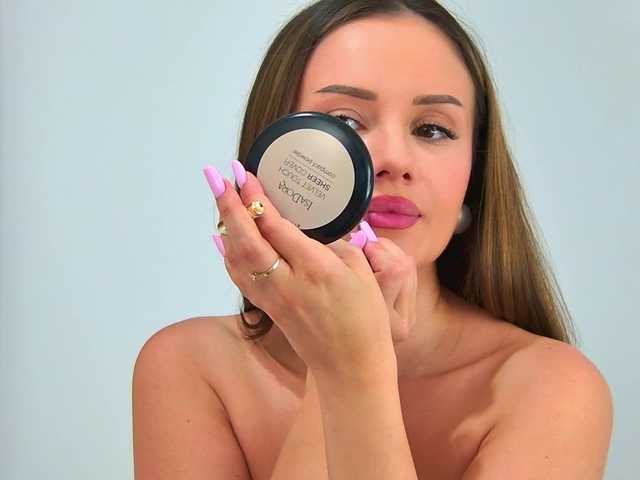 EmilyNovaa live cam on BongaCams