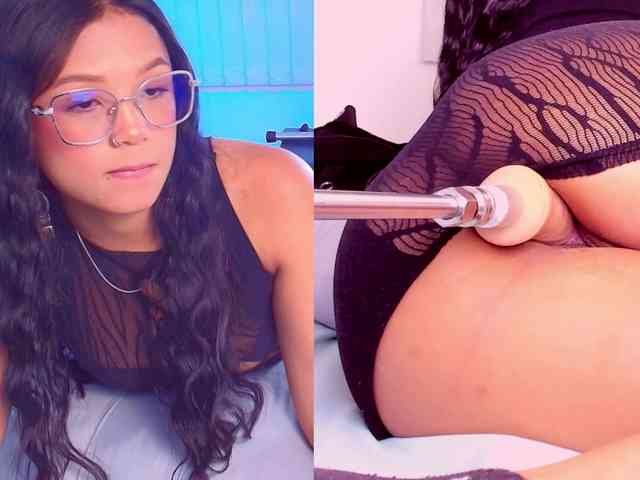 EllieBlush webcam