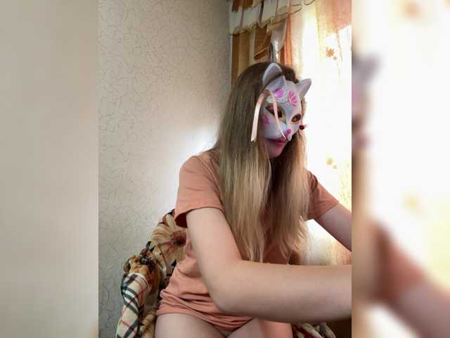 Lapo4ka-1a Nude Live Sex Shows