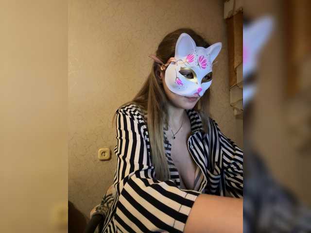 Lapo4ka-1a live cam on BongaCams