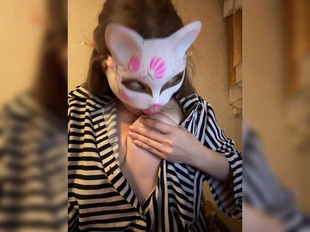 Lapo4ka-1a live cam on BongaCams