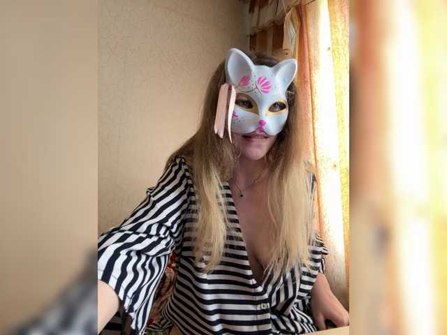 Lapo4ka-1a live cam on BongaCams