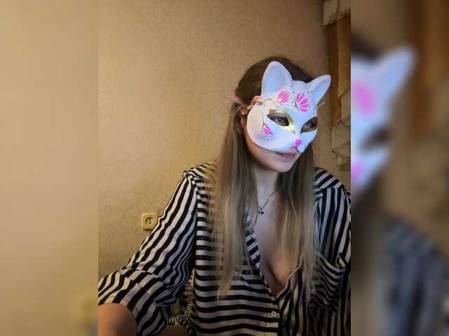 Lapo4ka-1a live cam on BongaCams
